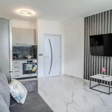 Apartment Sea View Luxury - Azzure Cliff And Sea Luxury Achtopol