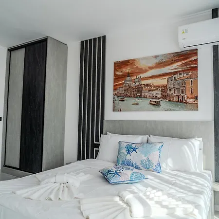Sea View Luxury - Azzure Cliff And Sea Luxury Apartment